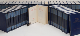 Foto von MEGA-Bänden, Bild von Antiquariaat Isis (Groningen, Niederlande), https://www.zvab.com/servlet/BookDetailsPL?bi=17835328687&searchurl=kn%3Dmarx%2Bengels%2Bwerke%2Bband%2B42%26hl%3Don%26sortby%3D20#&gid=1&pid=1