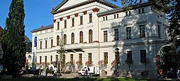 Jugend- und Kulturzentrum "mon ami" im Haus der Erholung in Weimar, Urheber: R.Möhler, Lizenz: CC-BY-SA 3.0