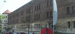 Eingangsbereich des Donauschwäbischen Zentralmuseums Ulm, Urheber: Ocrho, gemeinfrei, Wikimedia Commons