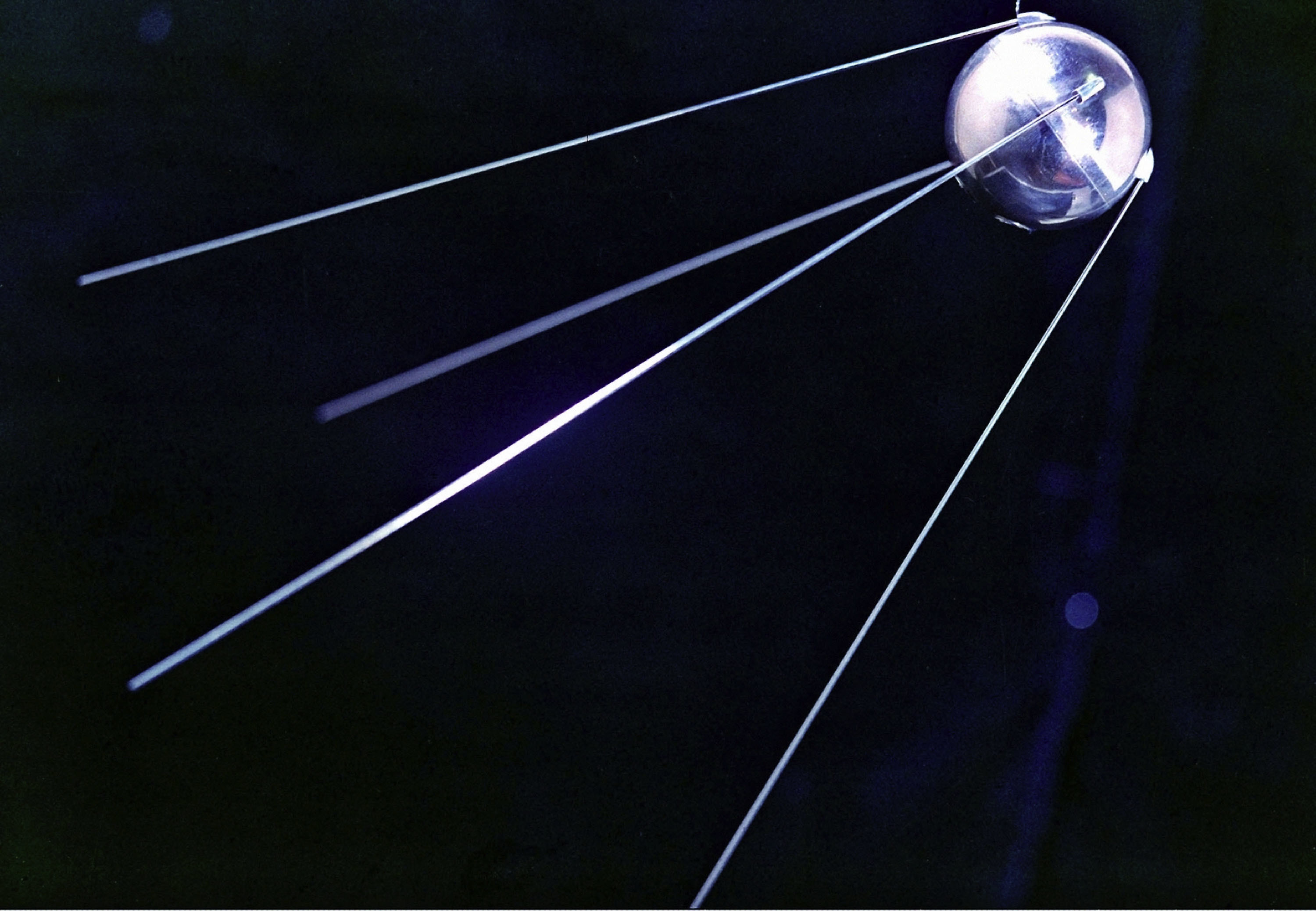 Modell des Sputnik 1 mit seinen vier Antennen, Foto vom 8.7.1972, picture-alliance / RIA Nowosti