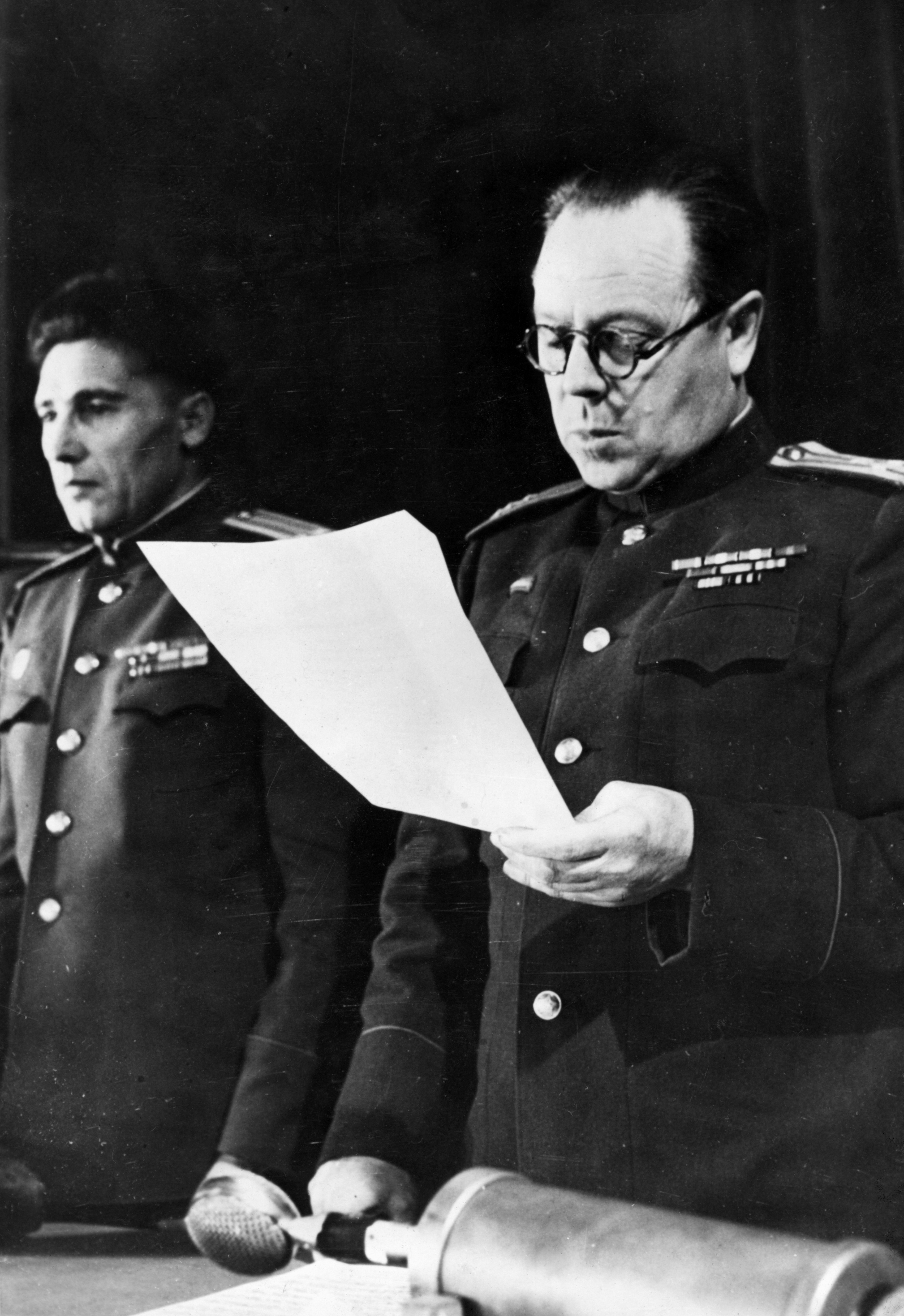 Sowjetische Oberstleutnant Majorow verliest Urteil, Rathaus Pankow Berlin, 1. November 1947, SZ Photo/Süddeutsche Zeitung Photo